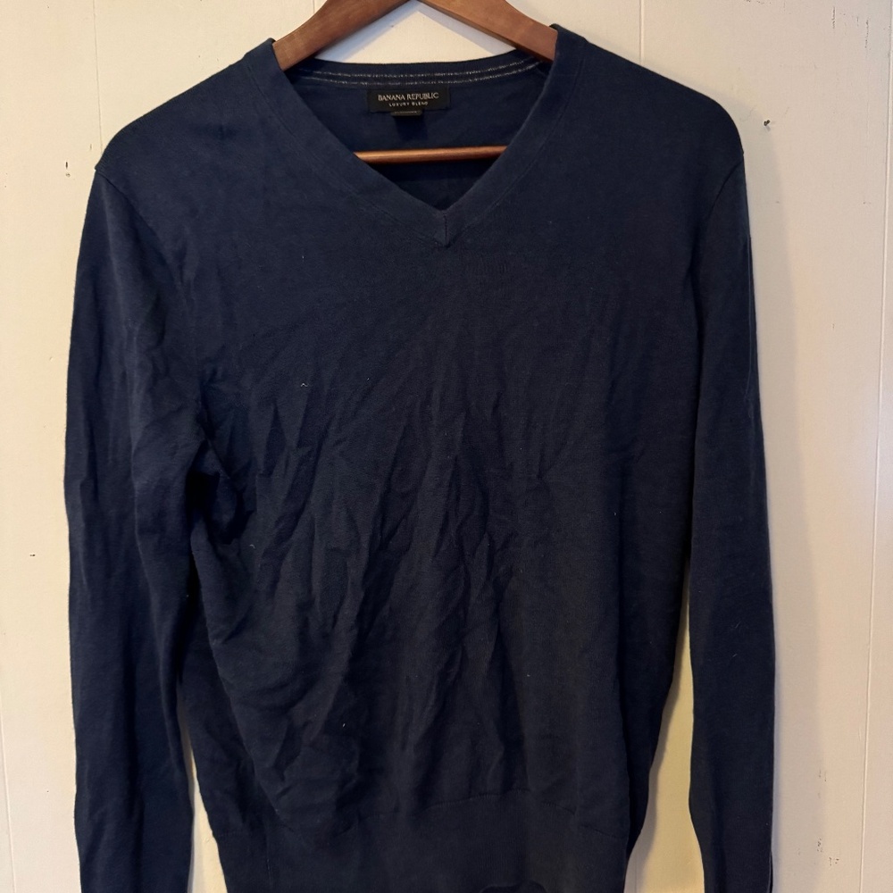 Banana Republic V neck